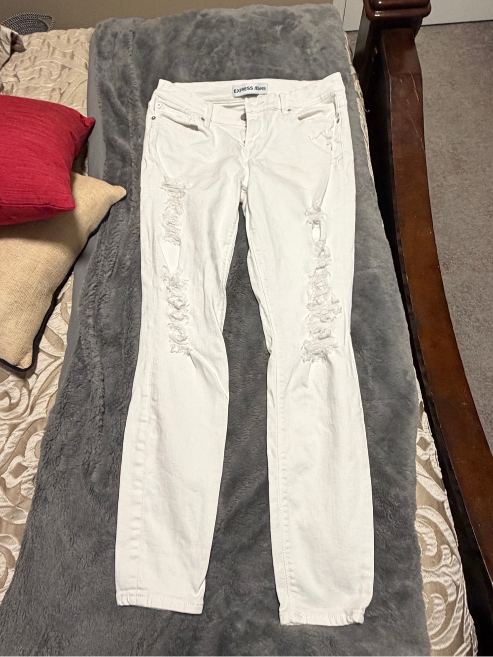 Express White Distressed Skinny Jeans